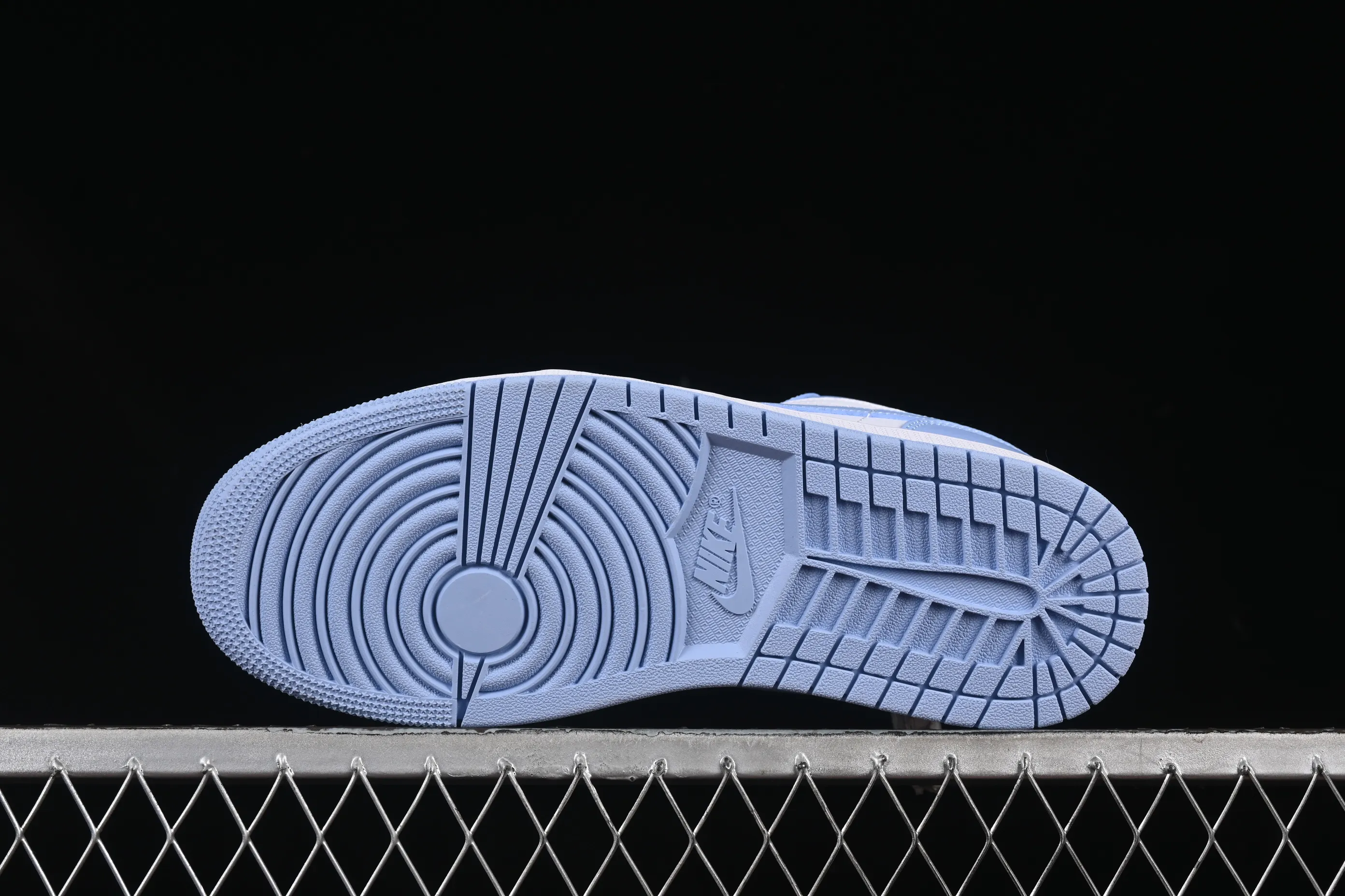 All categories Air Jordan Jordan series basketball shoes Air Jordan 1 Low Air Jordan 1 Low AJ1 Joe 1 white and blue low-top cultural and leisure sports sneakers DC0774-142